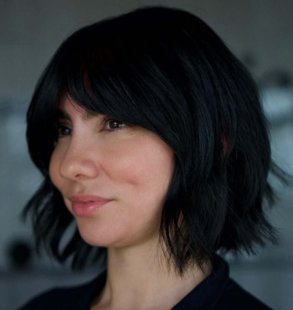 Jaw-Length Shaggy Haircut