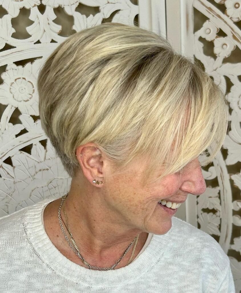 Stacked Bob with Gray Blending