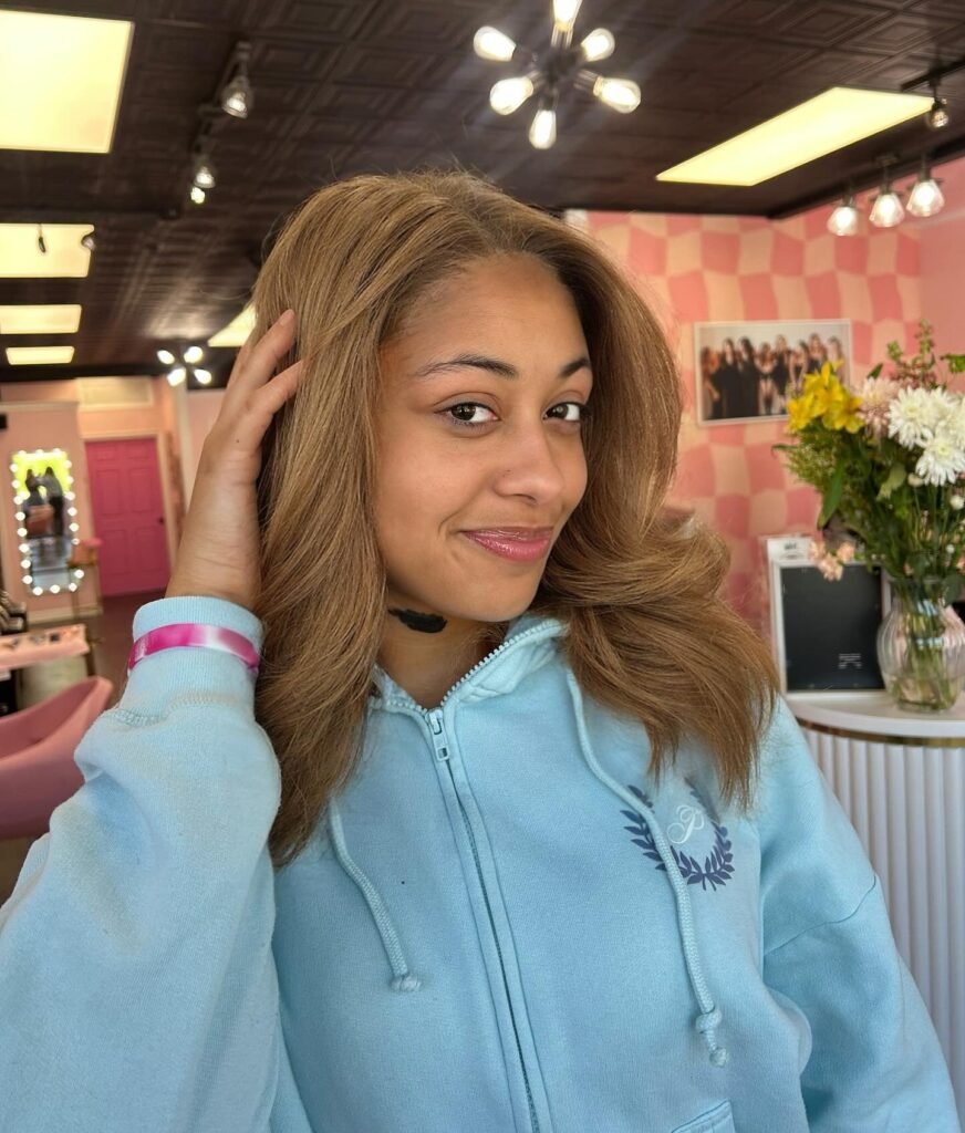 Honey Brown Soft Waves with Golden Lowlights
